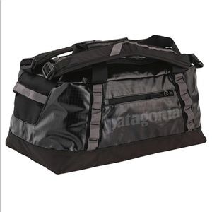 Patagonia Black Hole Duffel - 45L Color: BLACK